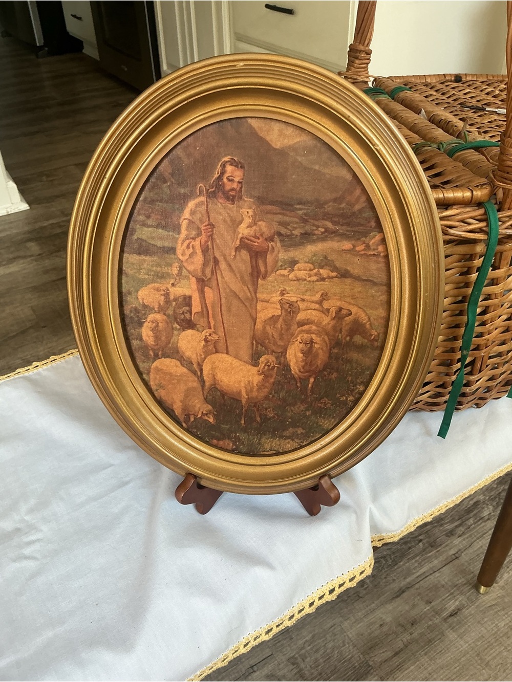 Vintage 1943 Warner Sallman "The Good Shepherd" Lithograph Print Gold Oval Frame